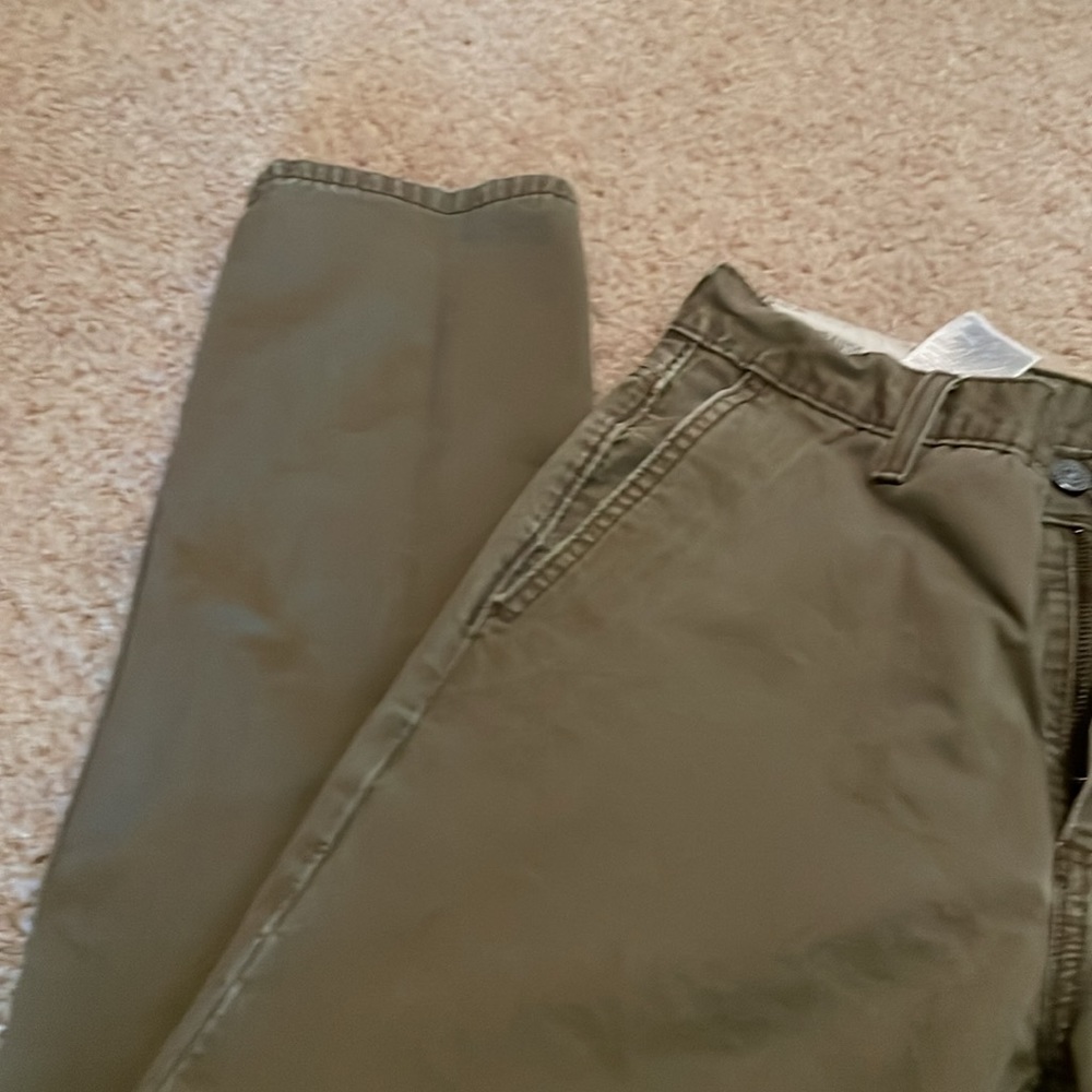 Levi’s Jeans/Khaki 32x34 - Picture 10 of 14